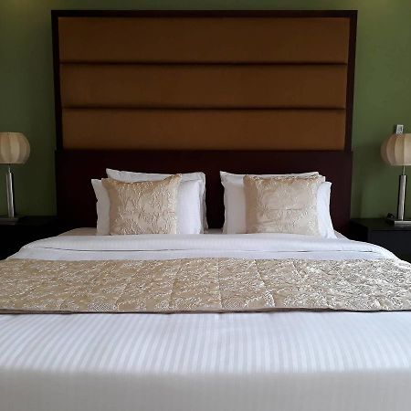 Aston Luxury Apartments 可倫坡 外观 照片